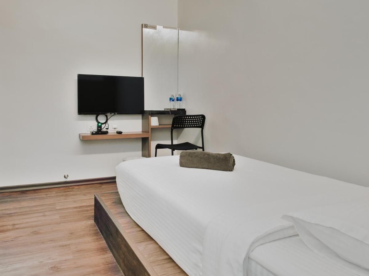 Hotel Eco Desaru Kültér fotó